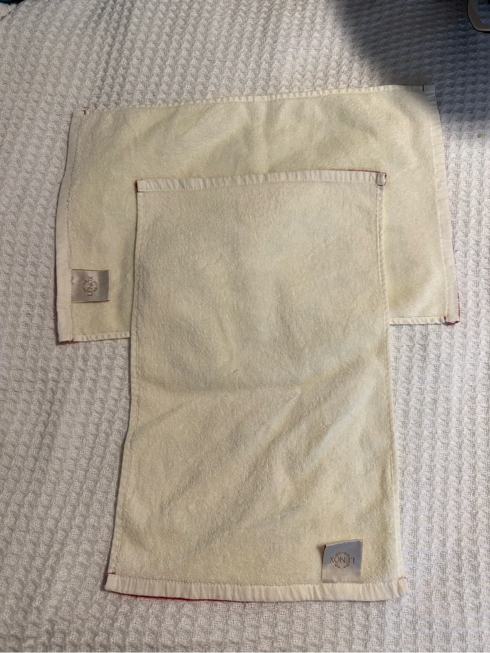 Lenox Holiday Kitchen Towels Set of 2 Holly Christmas Cotton Hand Towels 16x11